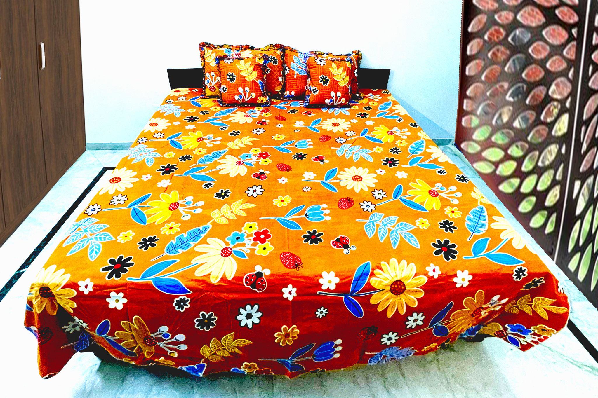 Omkar by R3 Inc. 250 TC Floral Print Heavy Cotton Satin Double Bed Sheet with Pillow Cover & 2 Filled Cushion -Set of 5 Pcs / Bed in a Bag