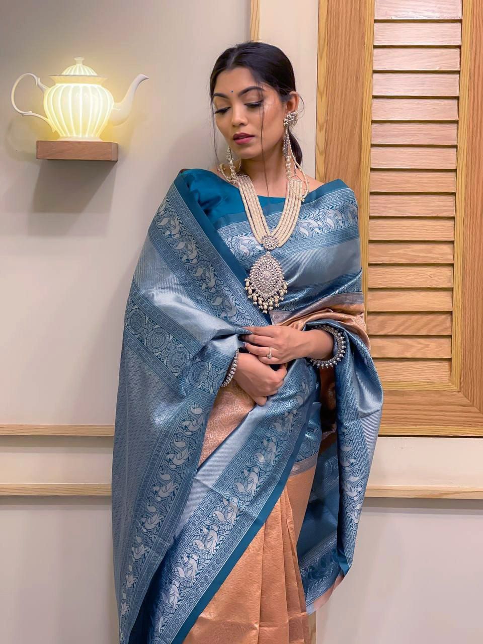 Women's Kanjivaram Pure Soft Silk Handloom Saree