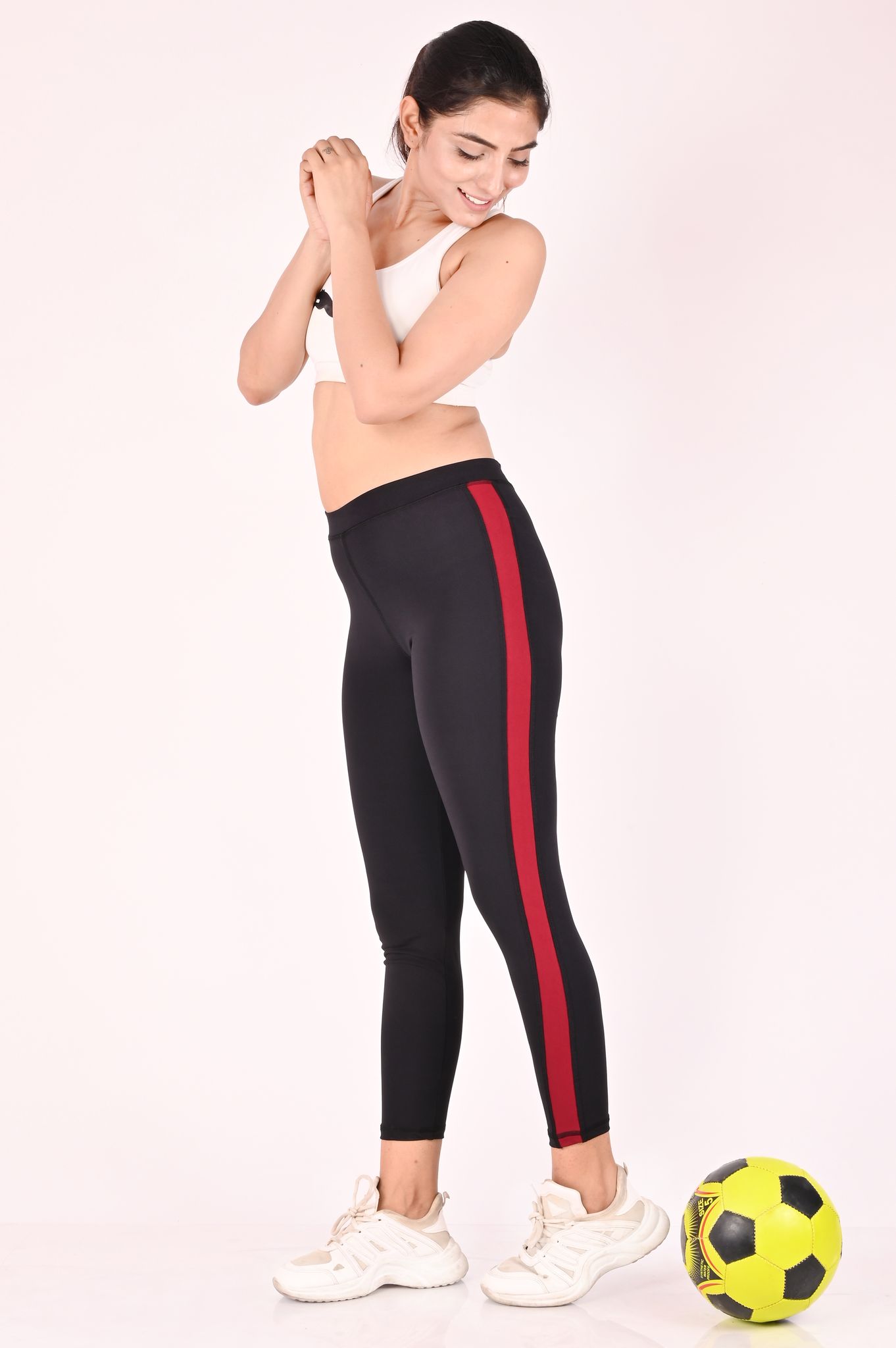 Gvastra trendy soft stretchable women's jeggings