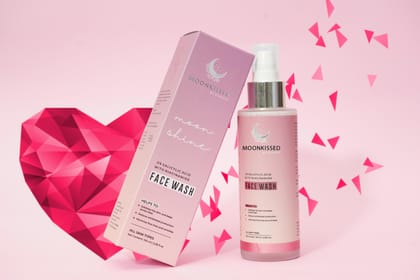 MOONKISSED MOON SHINE FACEWASH MOONKISSED MOON SHINE FACEWASH