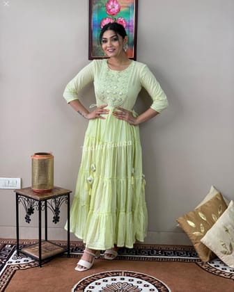 Women's Cotton Printed Pure Lurex Fabric Gown with Attached with Pure Cotton sulv Linning Highlighted with Beautiful Handwork on Neck Women's Cotton Printed Pure Lurex Fabric Gown with Attached with Pure Cotton sulv Linning Highlighted with Beautiful Handwork on Neck
