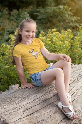 Round Neck T-Shirt (Kids) - Chatty Chihuahua (17 Colours)