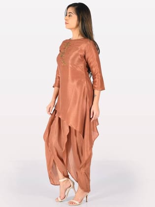 Women Embroidered Silk Blend Straight Kurta  (Brown)