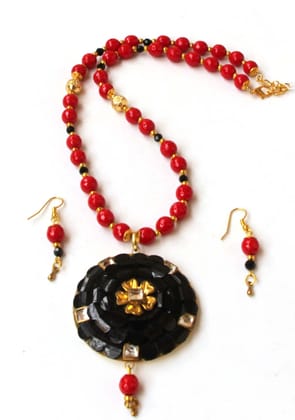 Unique Dazzling Beads Jewelry Set Unique Dazzling Beads Jewelry Set