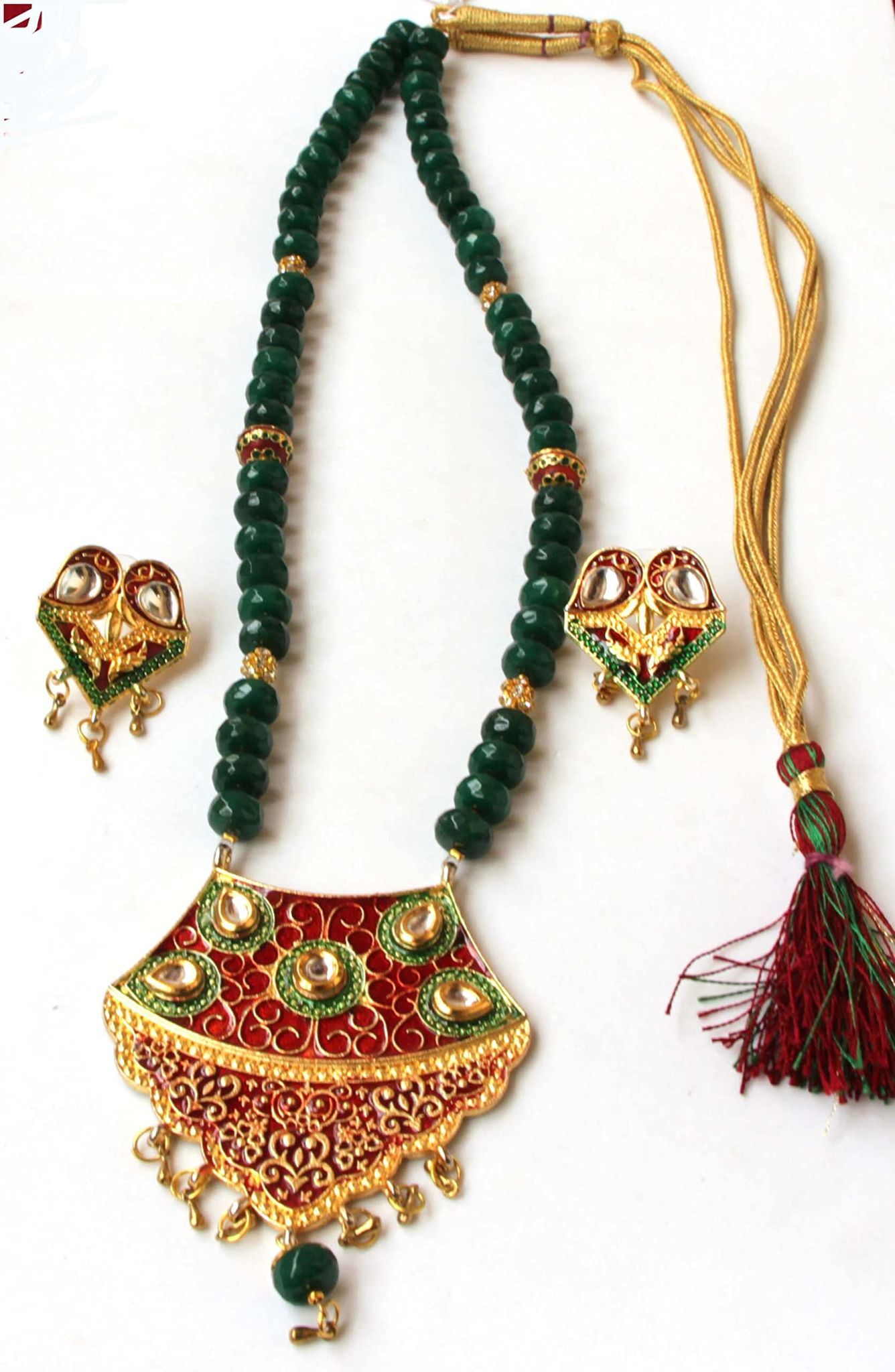Unique Dazzling Beads  Green Jade Beads Necklace Set