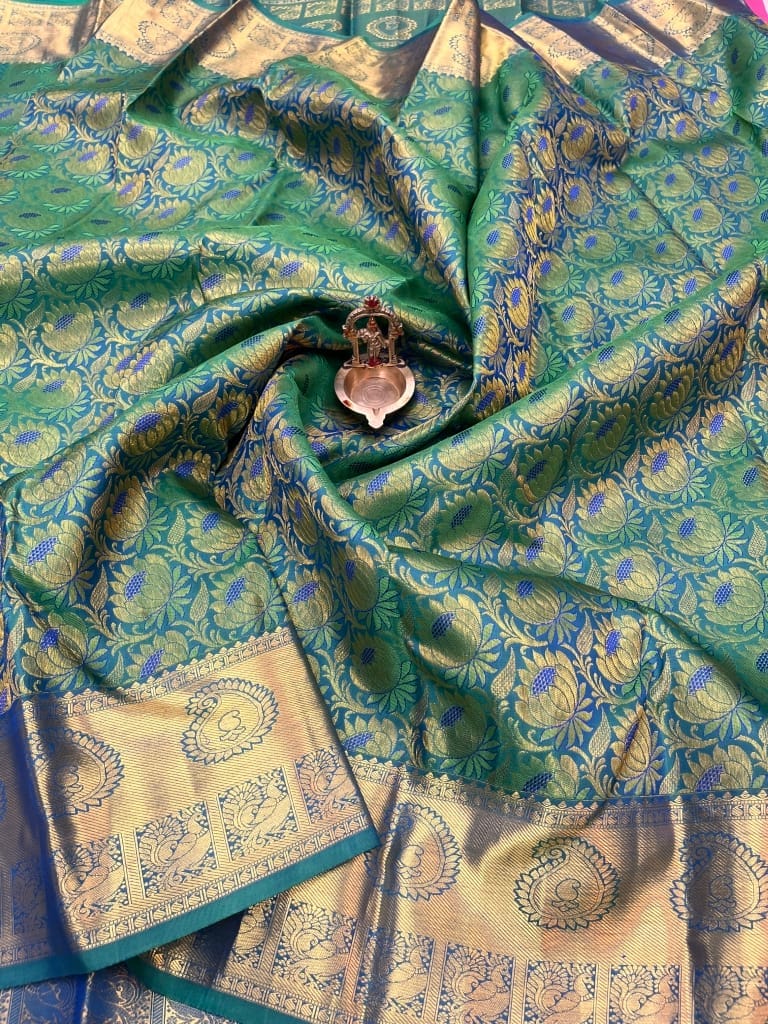 Green with Blue Color Grand Lotus Design Medium Border Zari woven Kanjivaram Pure Handloom Silk Saree