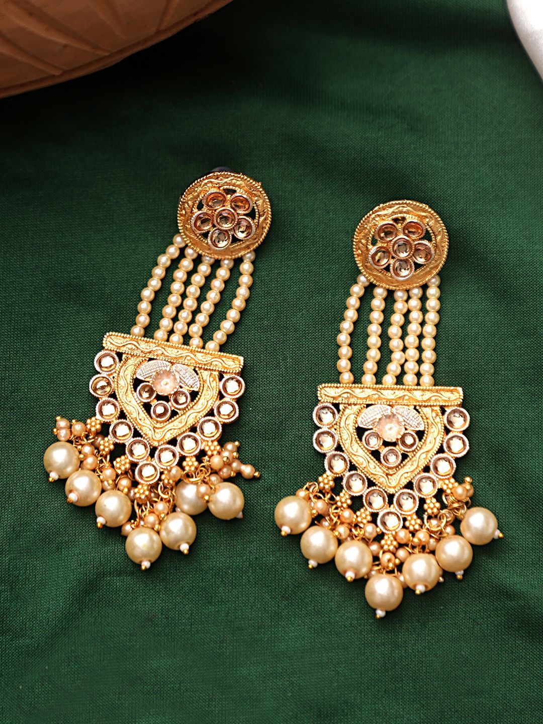 Cardinal Gold Color Brass Gold Onyx Earrings Set
