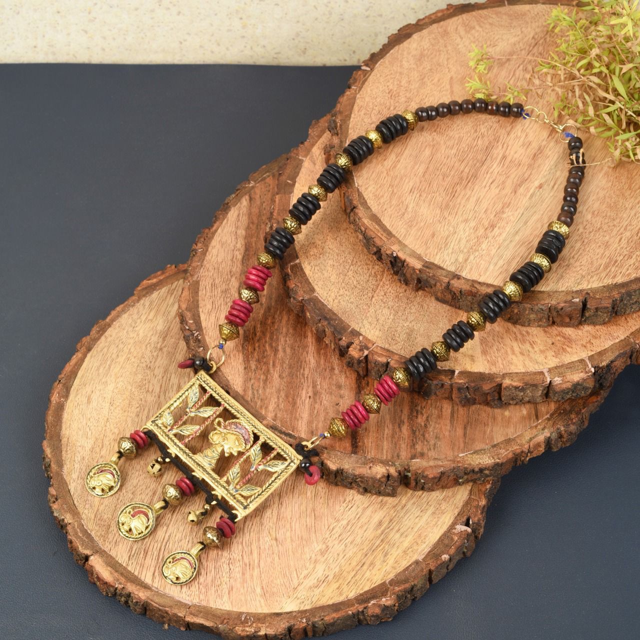 Dhokra Queens  Handcrafted Tribal Necklace (1TMTNCKCG04470)