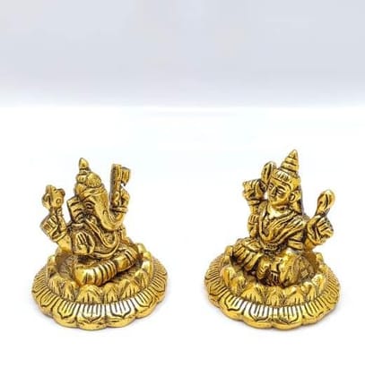 Gifton Click White Box Metal Lord Laxmi Ganesh Idol Statue On Lotus with Frame Figurine Decorative Pooja Home Decor Showpiece in Gloden Color