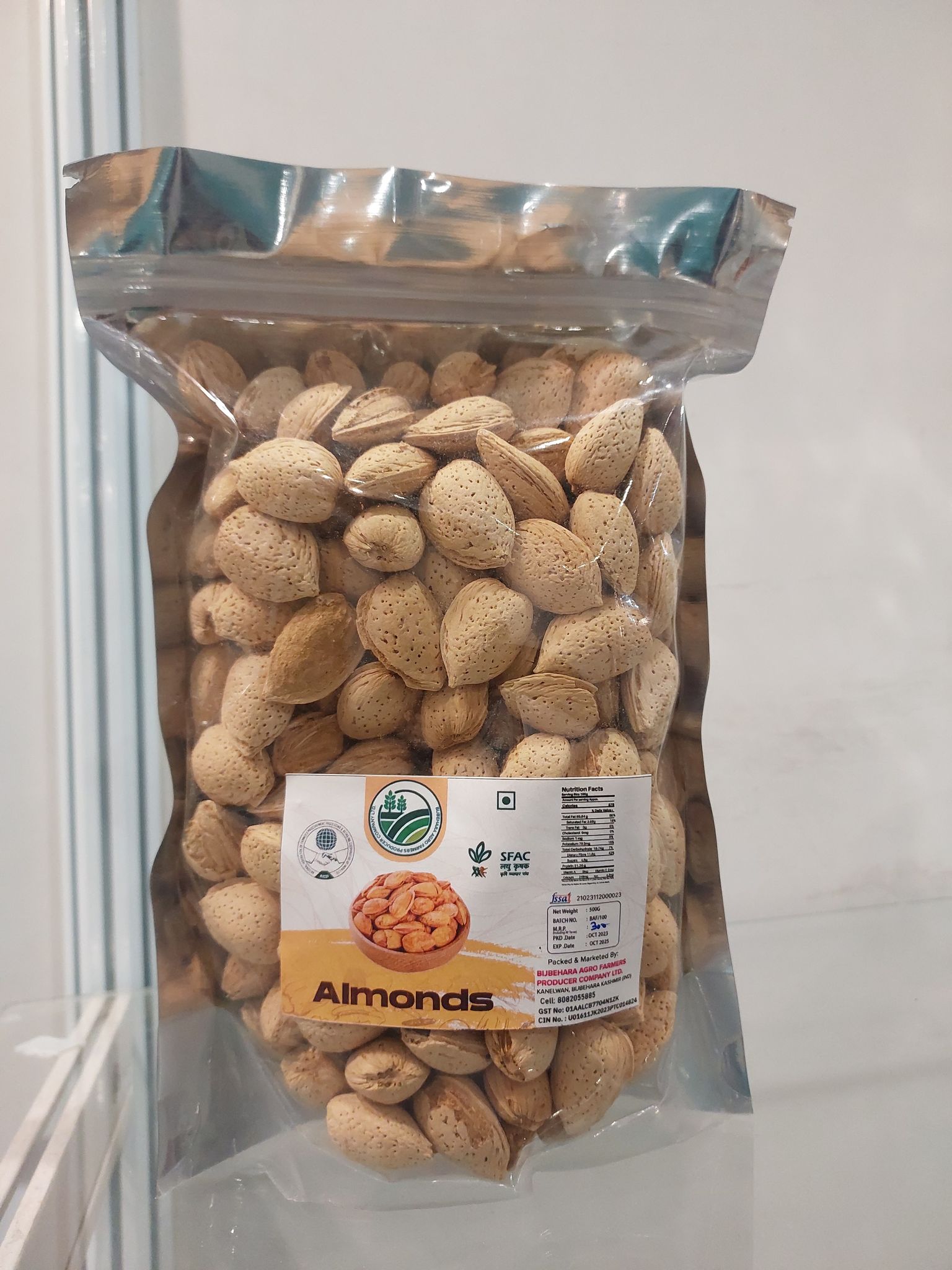 Almonds with shell