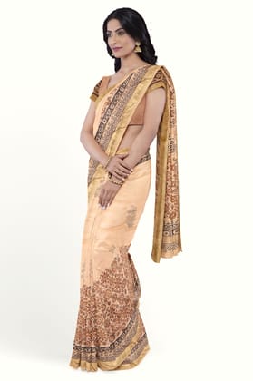 Peach Hand Block Printed Maheshwari Saree Peach Hand Block Printed Maheshwari Saree