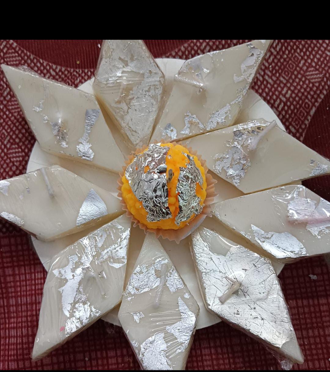 LADDOO  AND KAJU KATRI CANDLE (GIFT PACK)