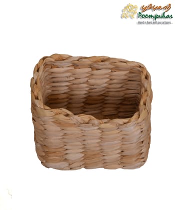 BANANA FIBER SQUARE BASKAT   L-19CM,H-13CM