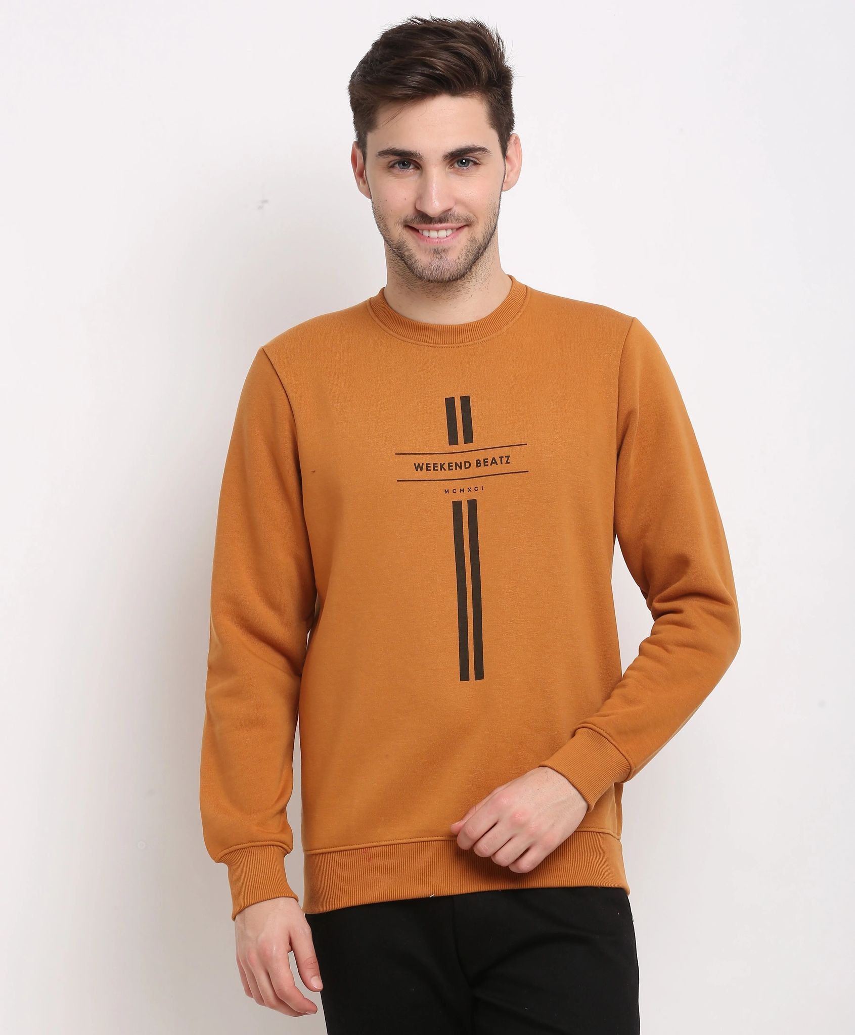 Rodamo Men Mustard Printed Sweatshirt