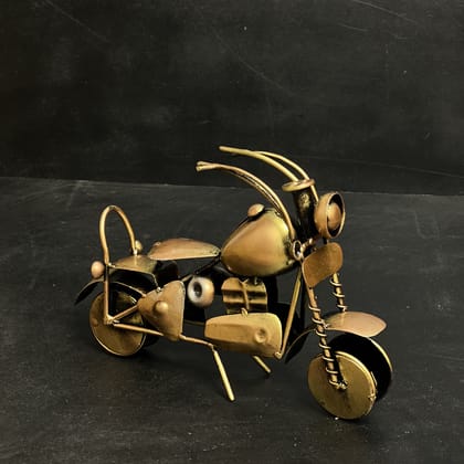 GOLDEN BIKE DECORATIVE ITEM AND SHOWPIECES &nbsp;HOME DECOR / RESTAURANT DECOR/ OFFICE DECOR/ TABLE DECOR/DRAWING ROOM DECOR / GIFT ITEM