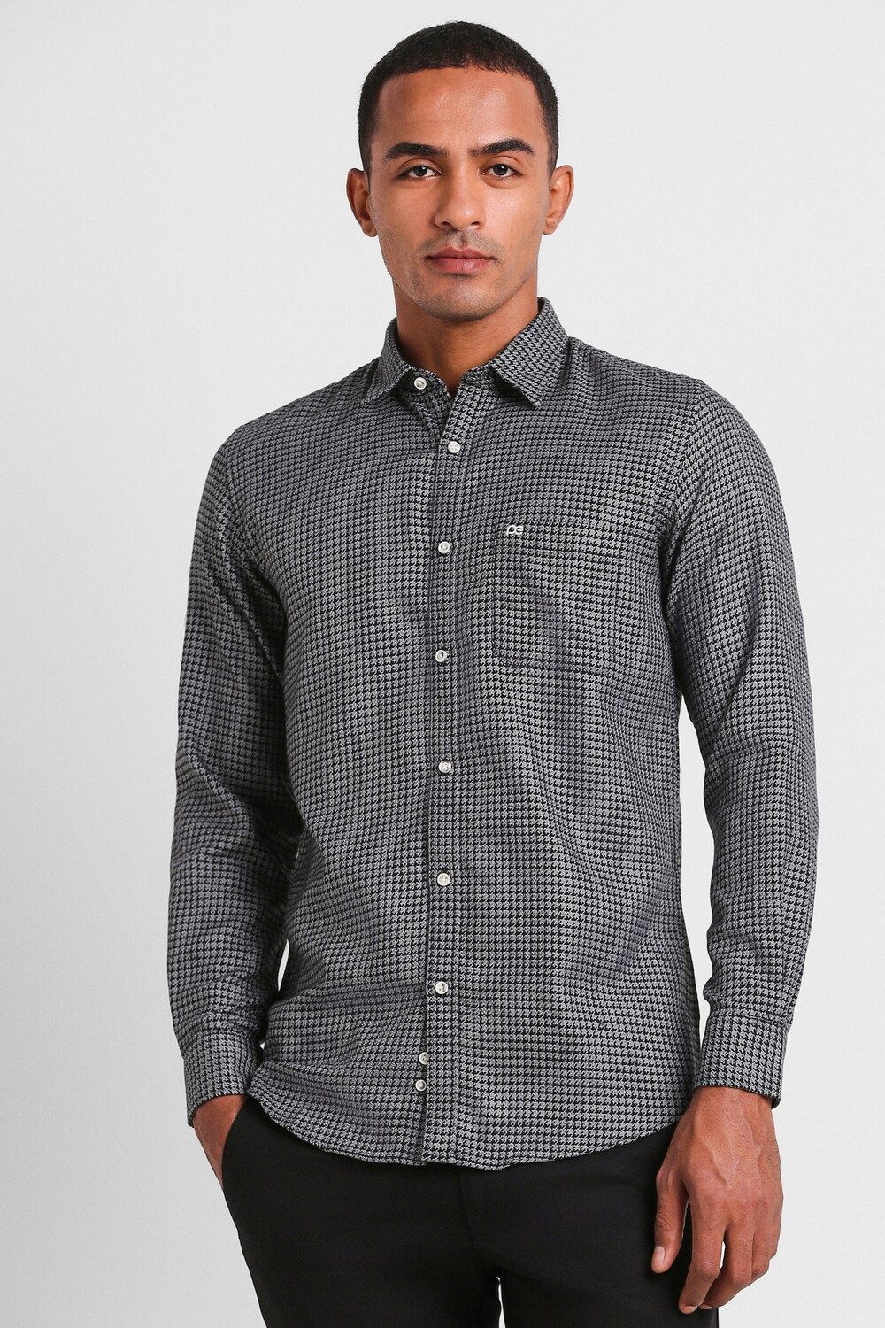 Men Grey Slim Fit Check Full Sleeves Casual Shirt