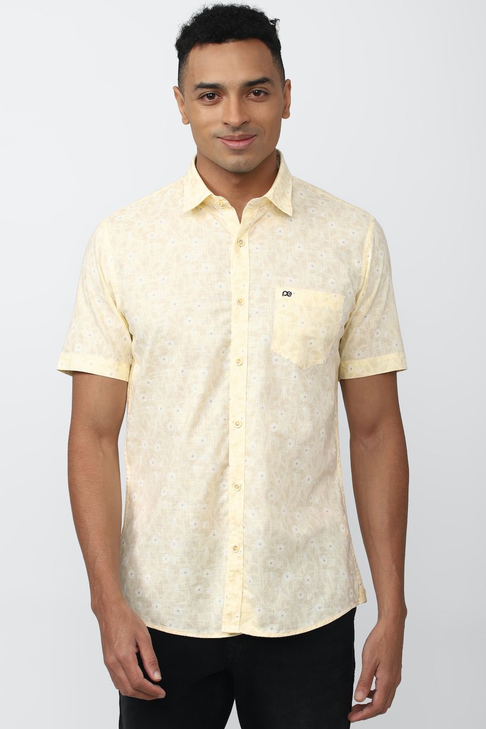 Men Yellow Slim Fit Print Half Sleeves Casual Shirt