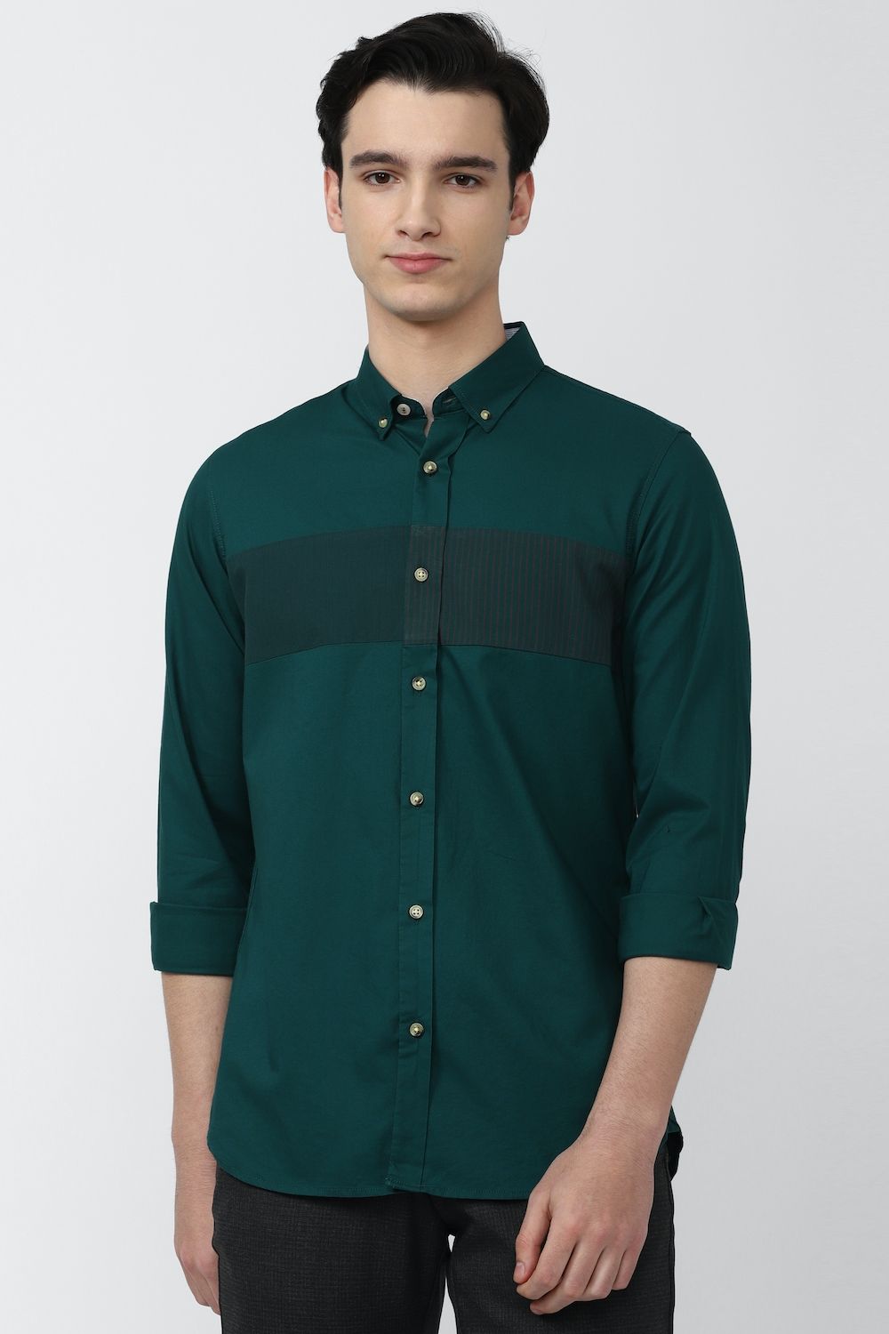 Men Green Slim Fit Solid Full Sleeves Casual Shirt