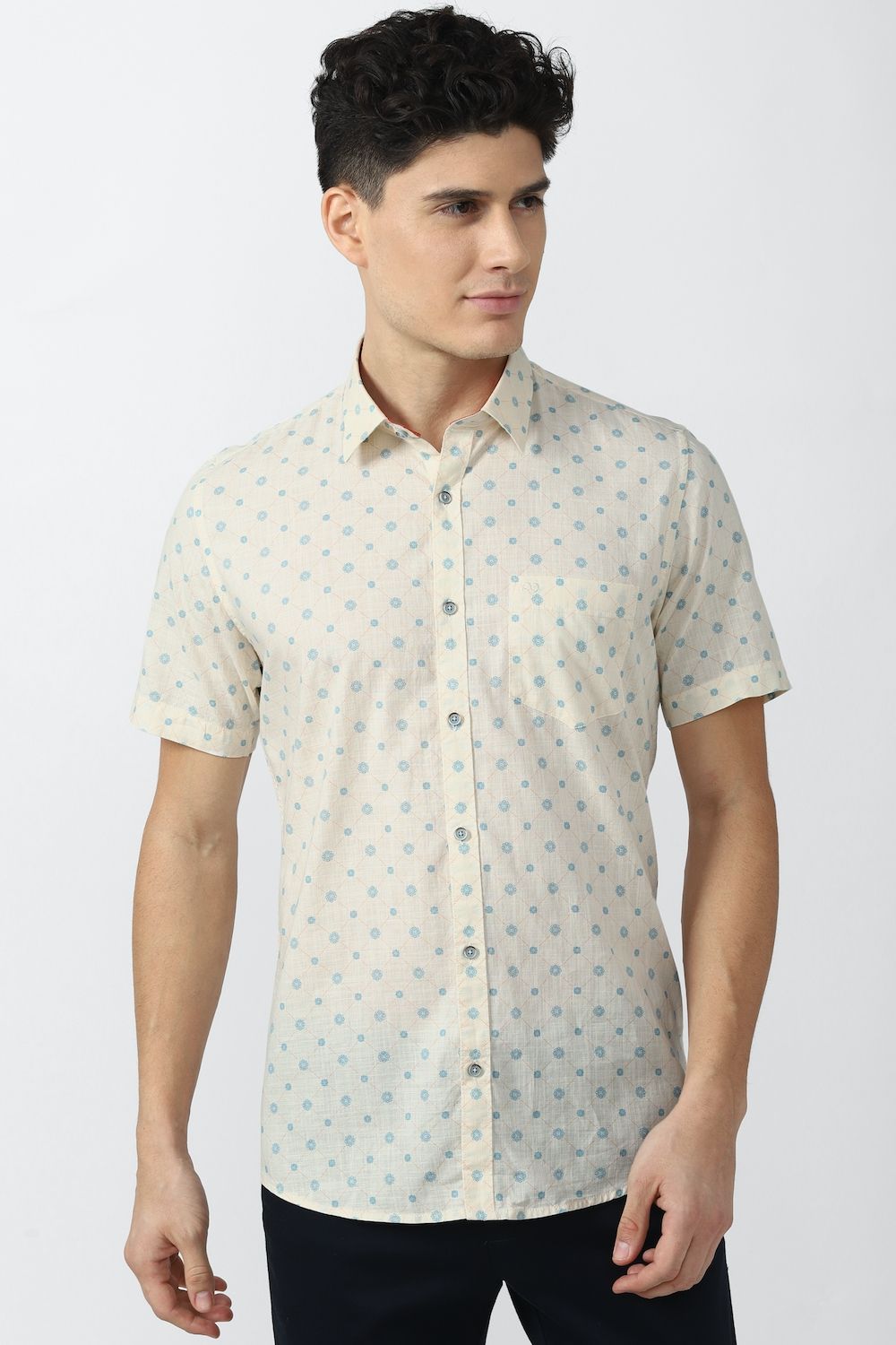 Men Beige Slim Fit Print Half Sleeves Casual Shirt