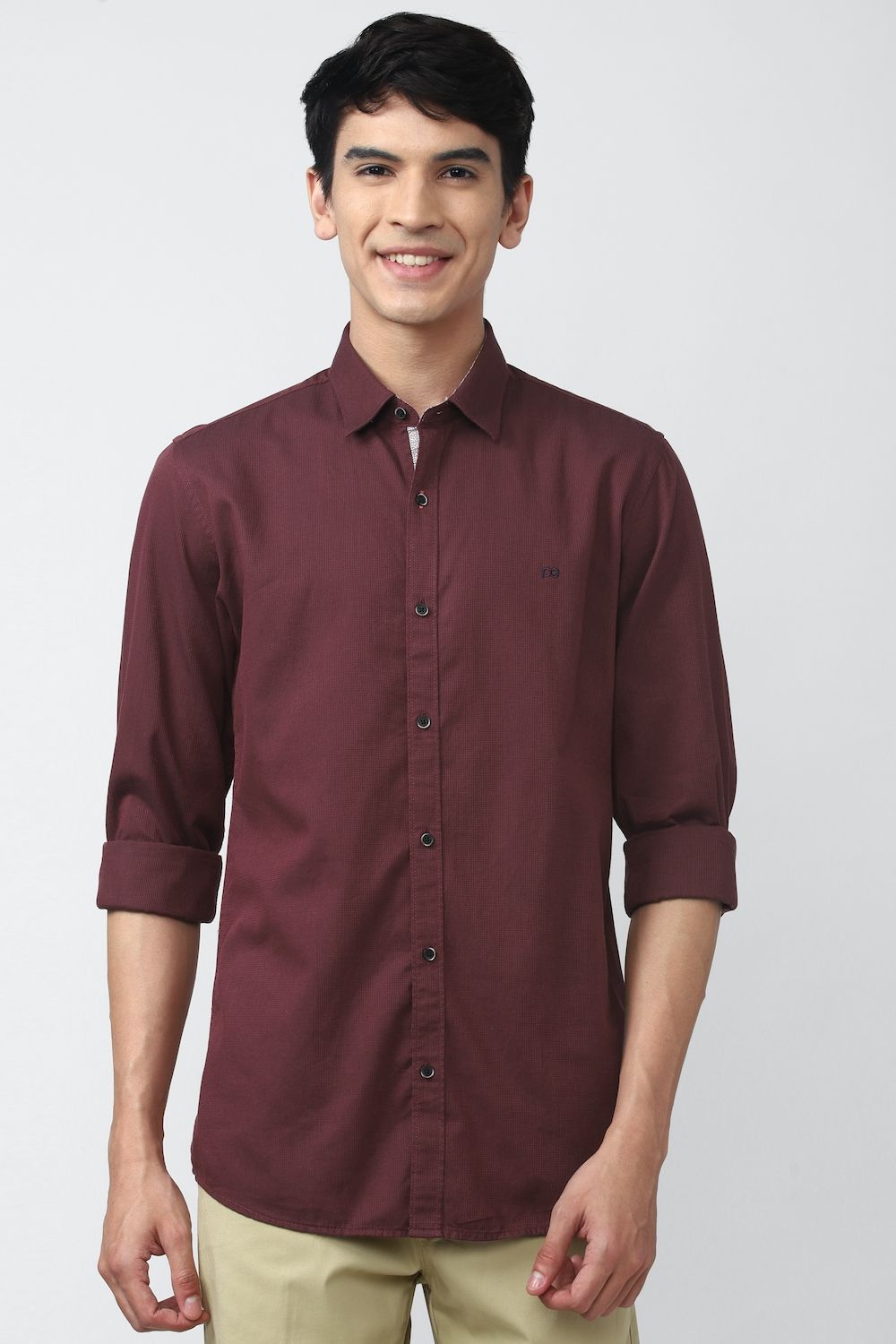 Men Maroon Slim Fit Solid Full Sleeves Casual Shirt