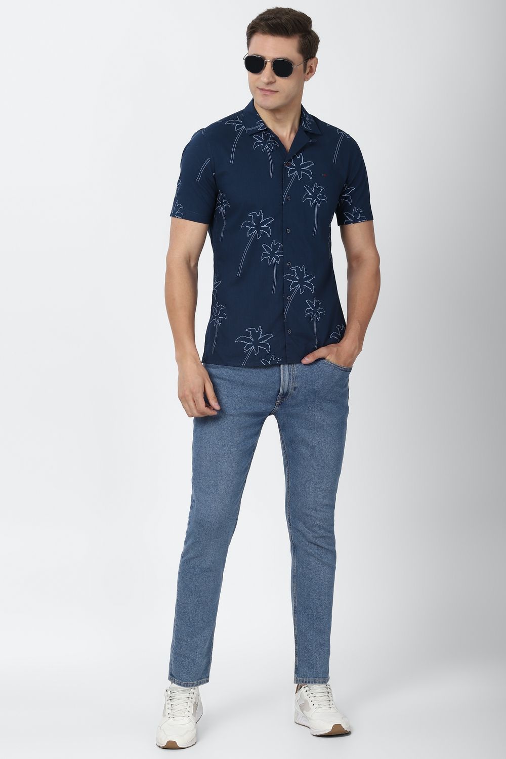 Men Navy Slim Fit Print Half Sleeves Casual Shirt