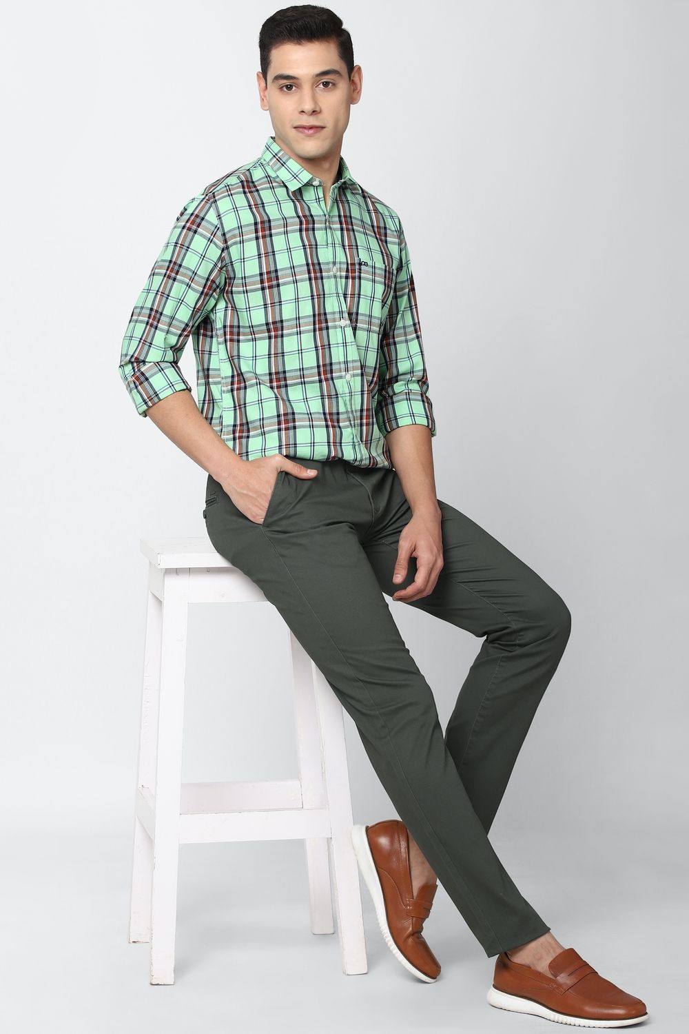 Men Green Slim Fit Check Full Sleeves Casual Shirt
