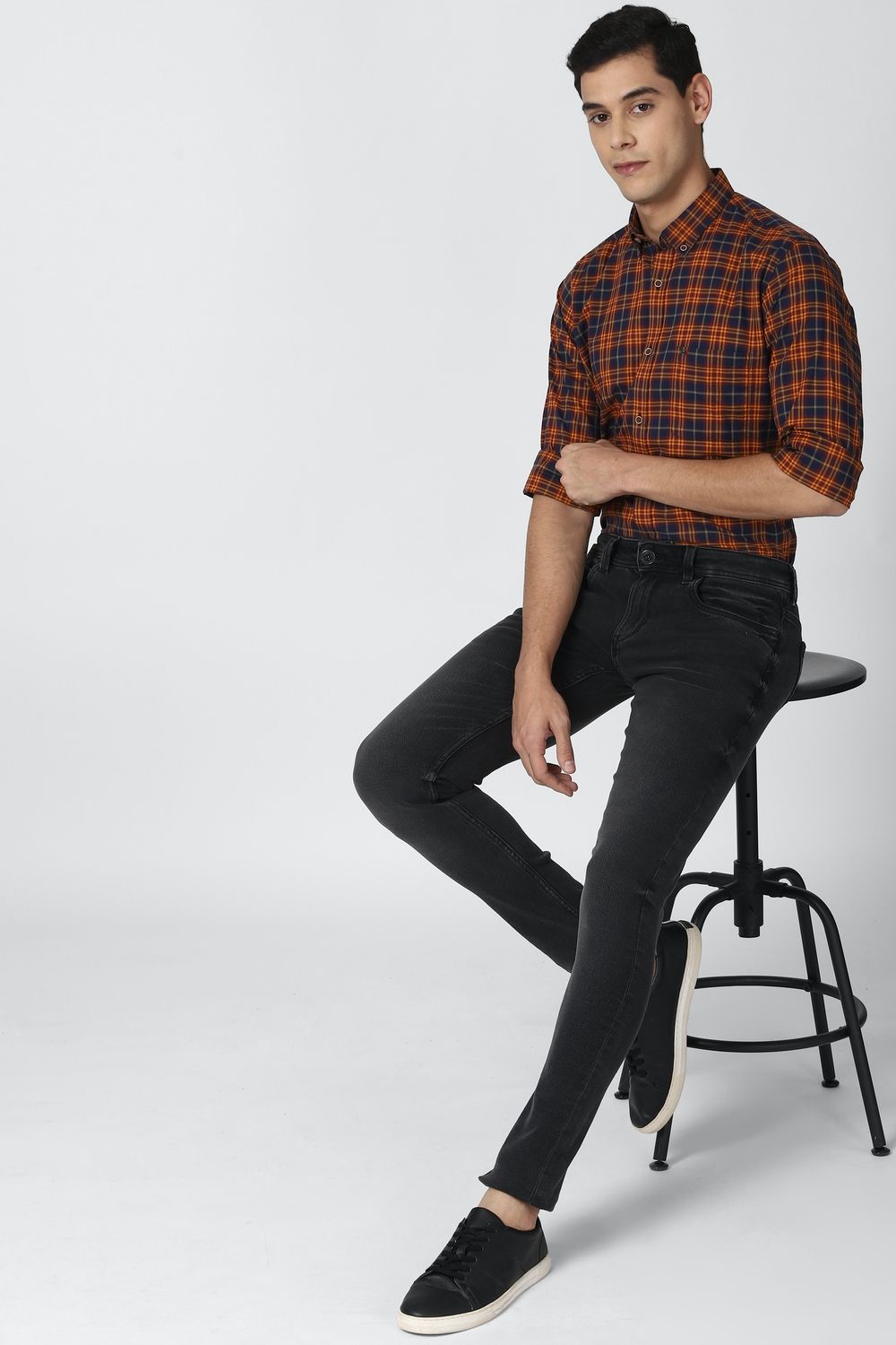 Men Orange Slim Fit Check Full Sleeves Casual Shirt