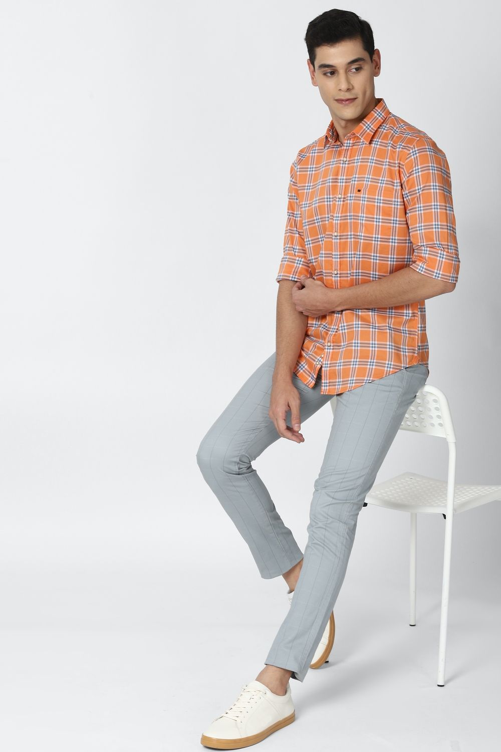 Men Orange Slim Fit Check Full Sleeves Casual Shirt