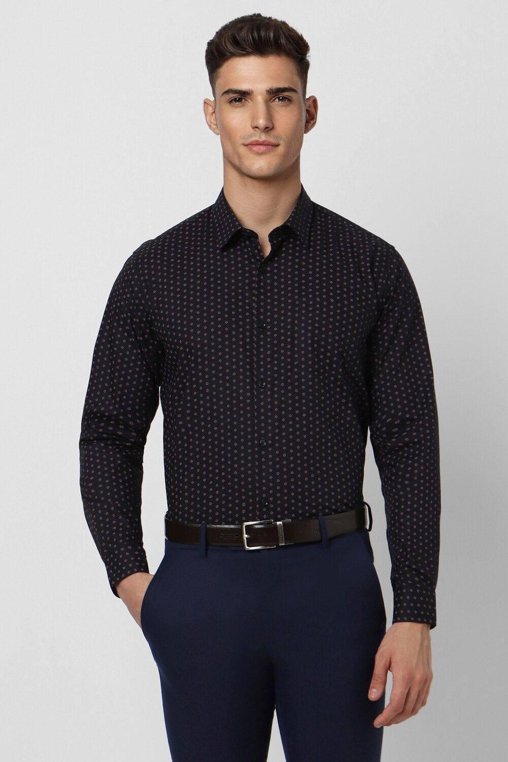 Men Black Regular Fit Formal Full Sleeves Formal Shirt