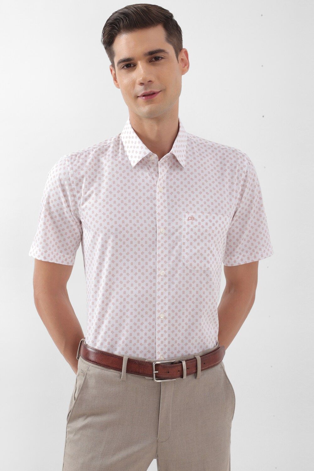Men White Regular Fit Formal Half Sleeves Formal Shirt