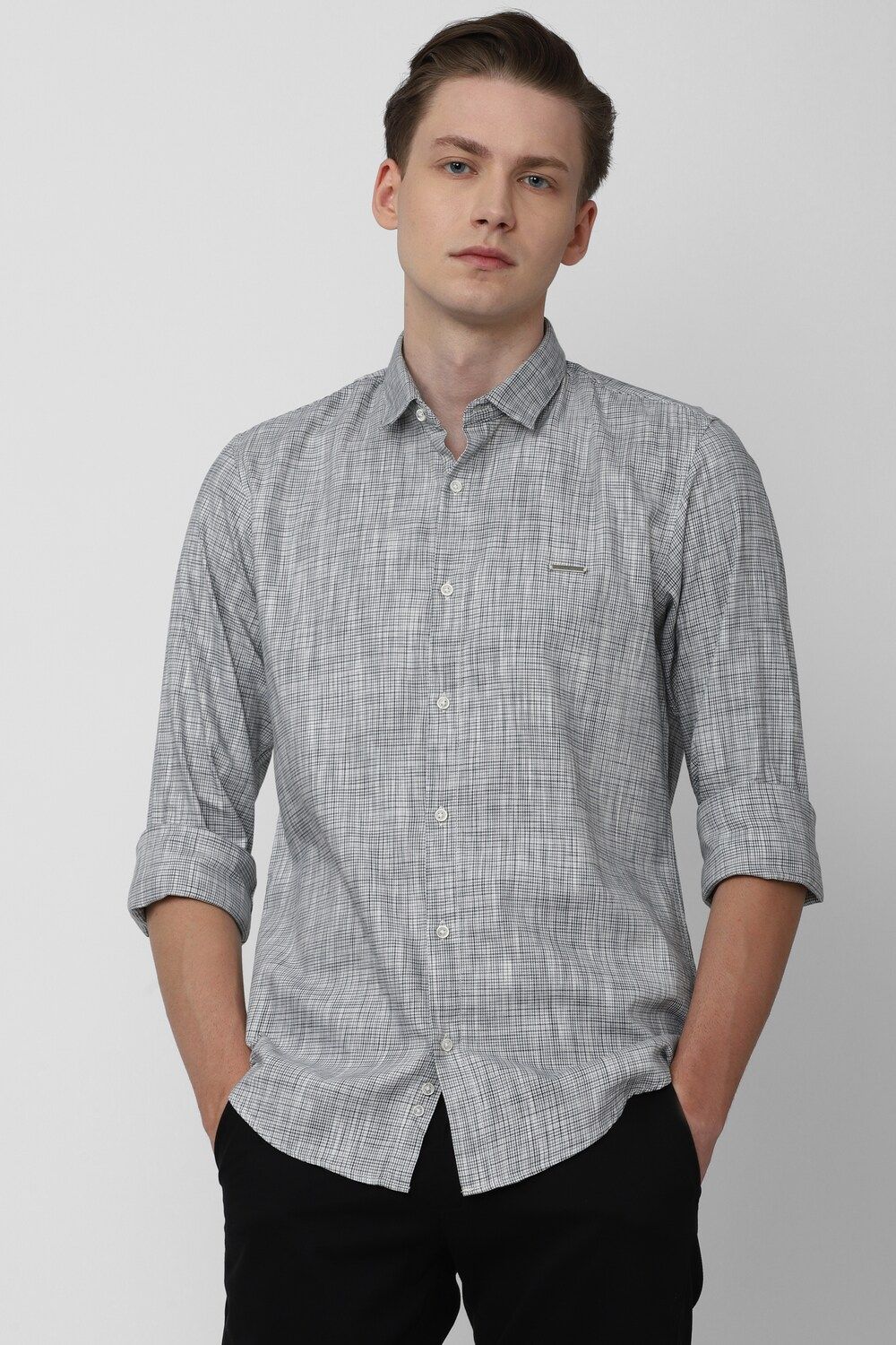 Men Grey Slim Fit Check Full Sleeves Casual Shirt