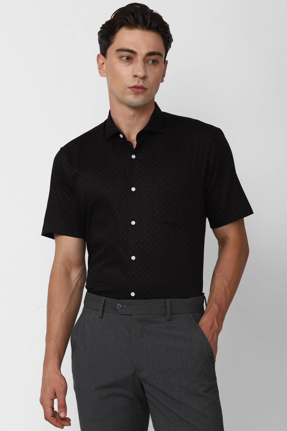 Men Black Regular Fit Formal Half Sleeves Formal Shirt