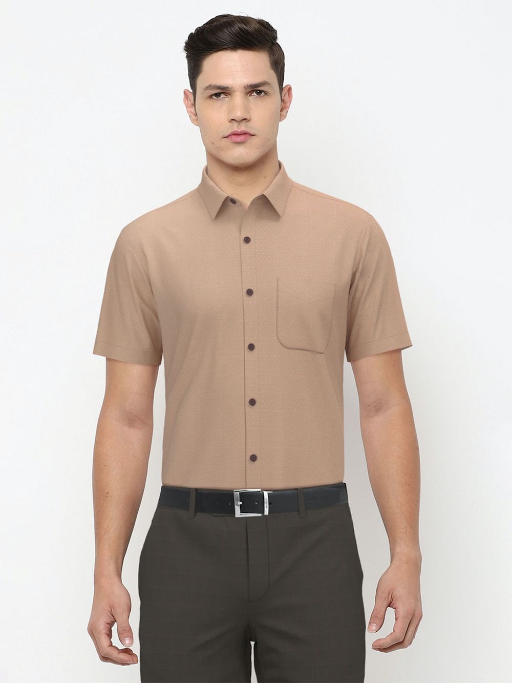 Men Peach Regular Fit Formal Half Sleeves Formal Shirt