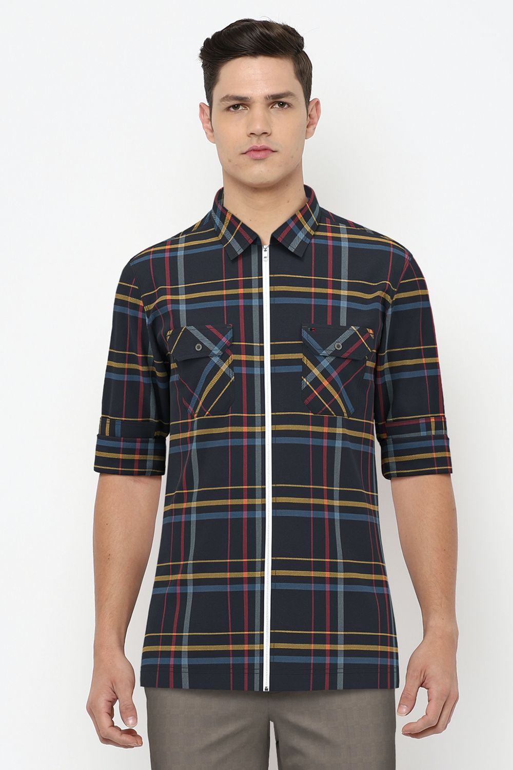 Men Black Slim Fit Check Full Sleeves Casual Shirt