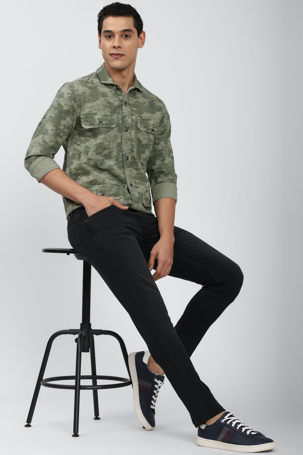 Men Olive Slim Fit Print Full Sleeves Casual Shirt