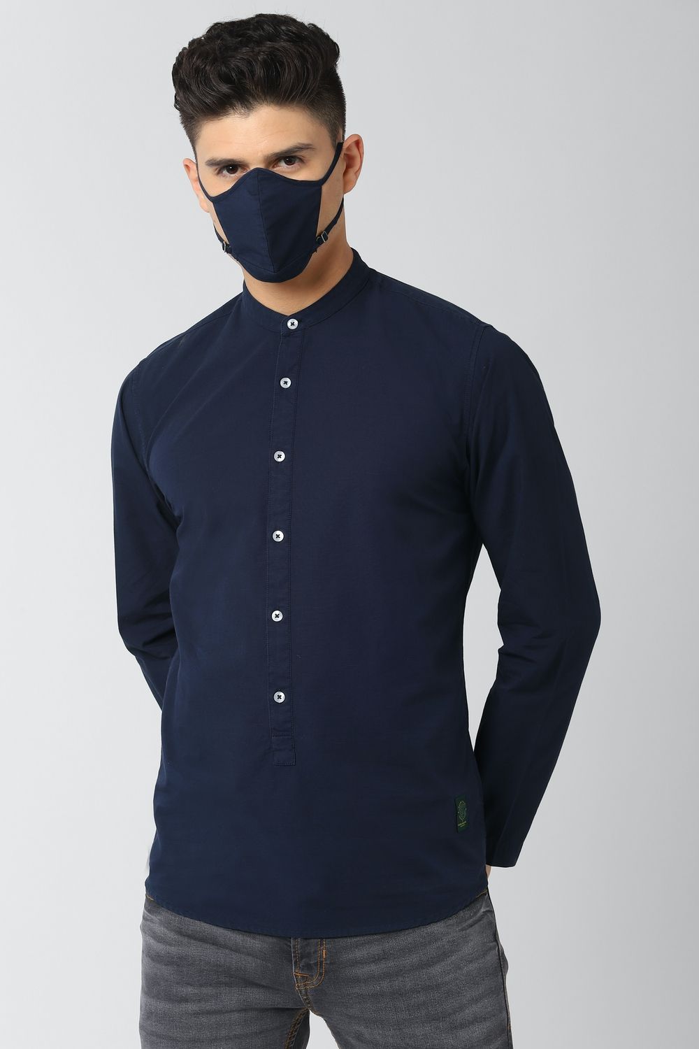Men Navy Slim Tapered Solid Full Sleeves Casual Shirt