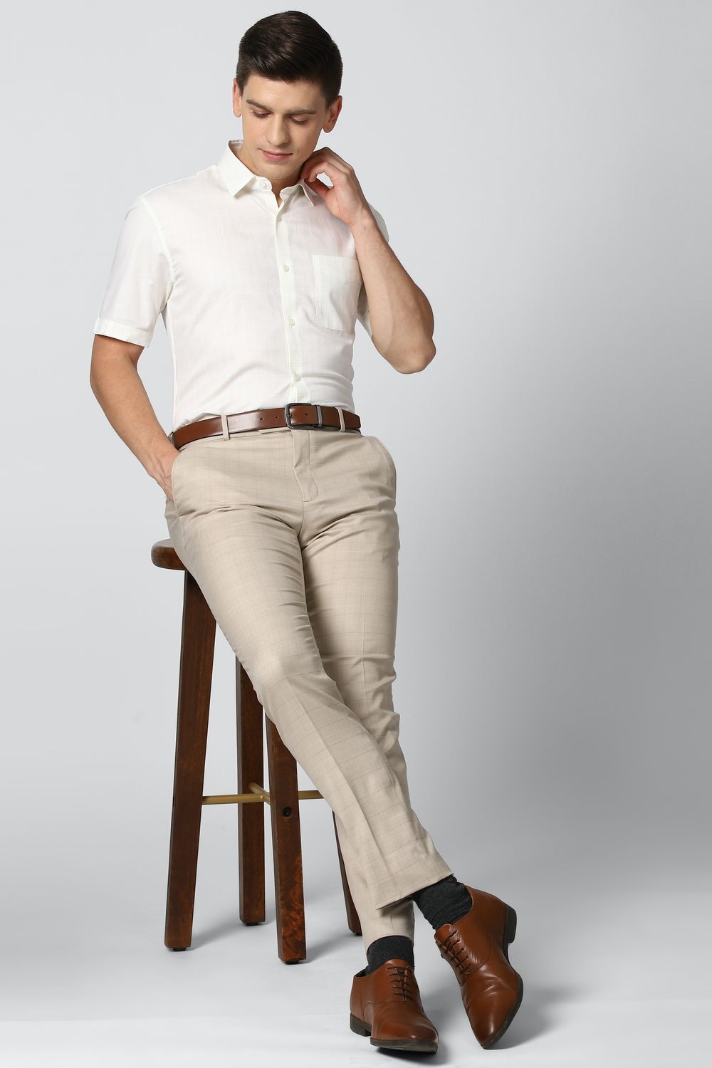 Men Cream Regular Fit Formal Half Sleeves Formal Shirt