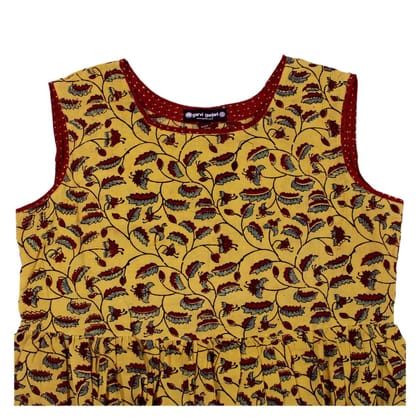 Garvi Gurjari (A Gujarat Govt Enterprise Yellow Ajrakh Hand Block Printed Cotton Short Kurti(GGCACST07)