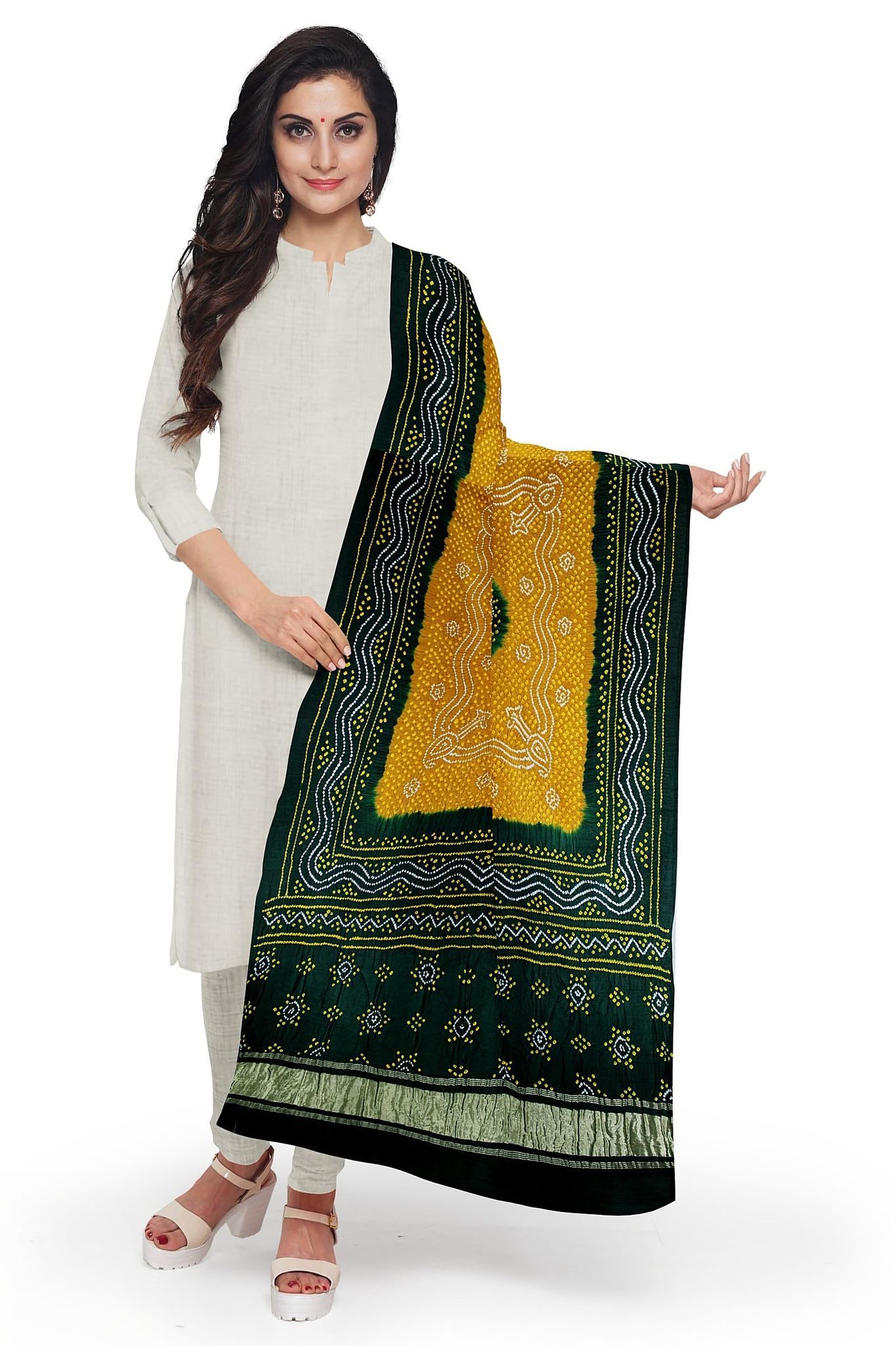 Garvi Gurjari (A Gujarat Govt Enterprise Green and Mustard Handwoven Gaji Silk Bandhani Dupatta(GGCGBD11)