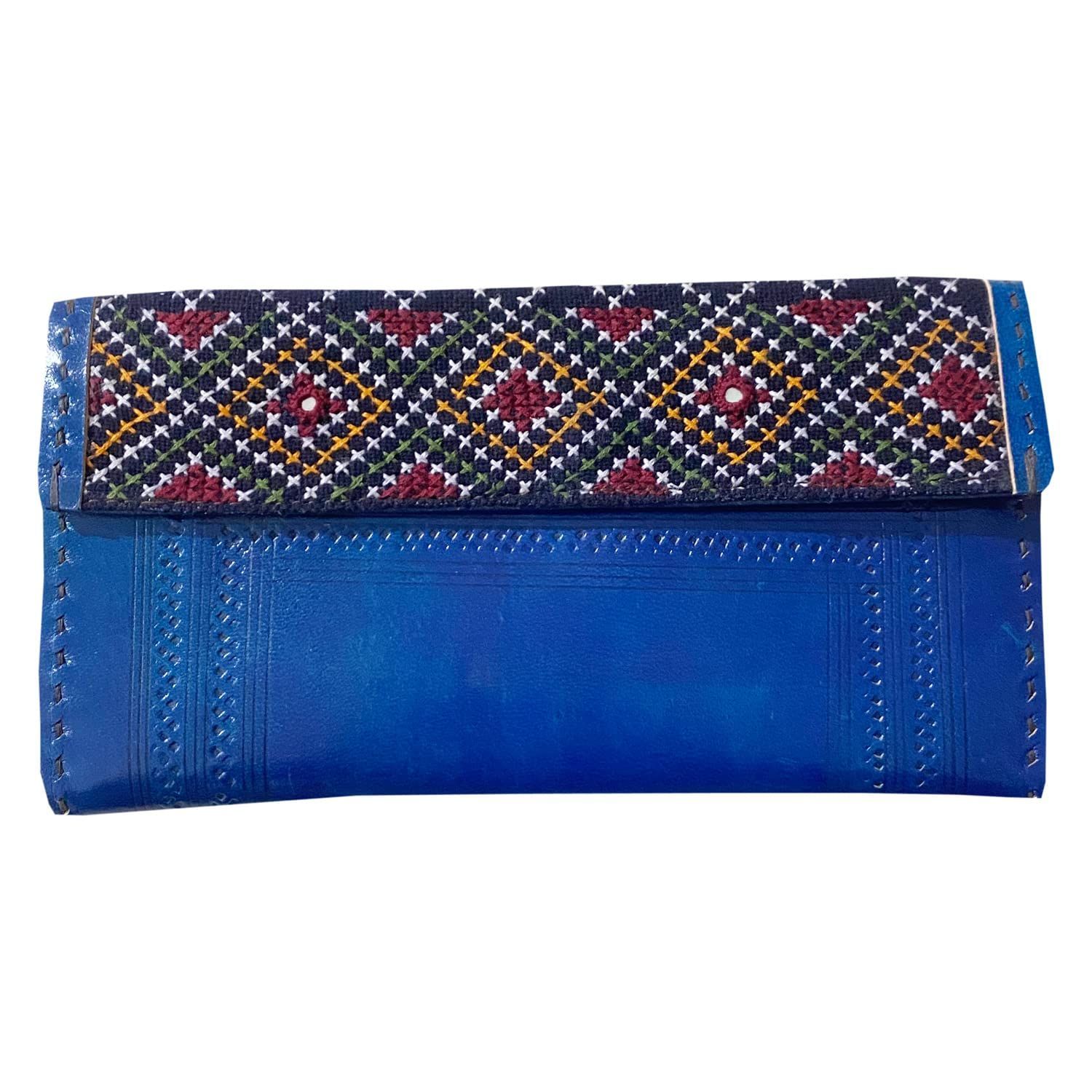 Garvi Gurjari (A Gujarat Govt Enterprise Handcrafted Women's Kutchi Leather Wallet with Embroidery (GGCHELW01)