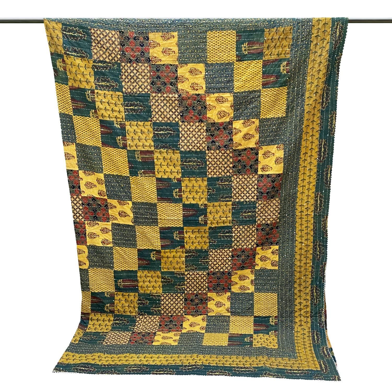 Garvi Gurjari (A Gujarat Govt Enterprise Multicolor Square Design Cotton Patchwork Quilt