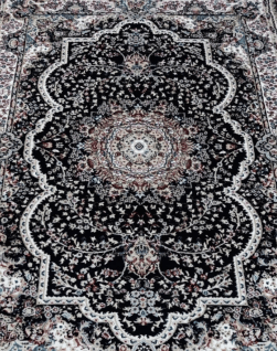 ANTIQUE DESIGN CARPET 5*7ft