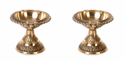 Pure Brass Diya for puja (Laxmi Kuber Diya Stand) Heavy quality | Set of 2 by Bulky Santa Pure Brass Diya for puja (Laxmi Kuber Diya Stand) Heavy quality | Set of 2 by Bulky Santa