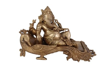 Arihant Craft� Hindu God Ganesha Idol Hand Craft Showpiece � 18.5 cm (Brass, Gold) Arihant Craft� Hindu God Ganesha Idol Hand Craft Showpiece � 18.5 cm (Brass, Gold)