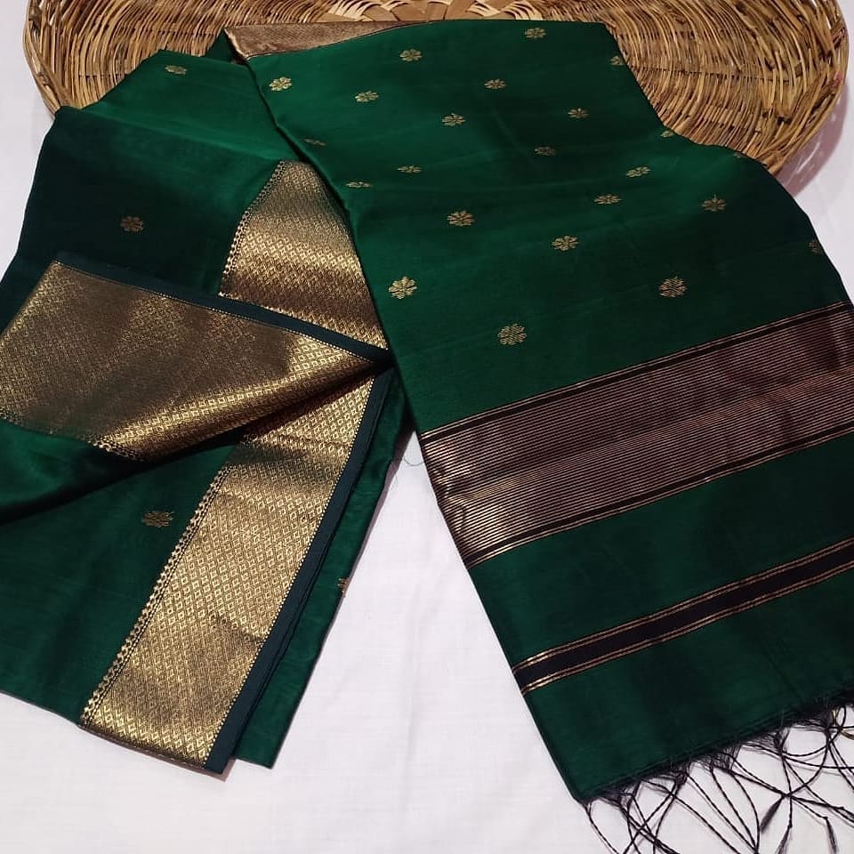Pure Maheshwari Silk Saree Butta Body Green Color and running blouse with butta design-4948