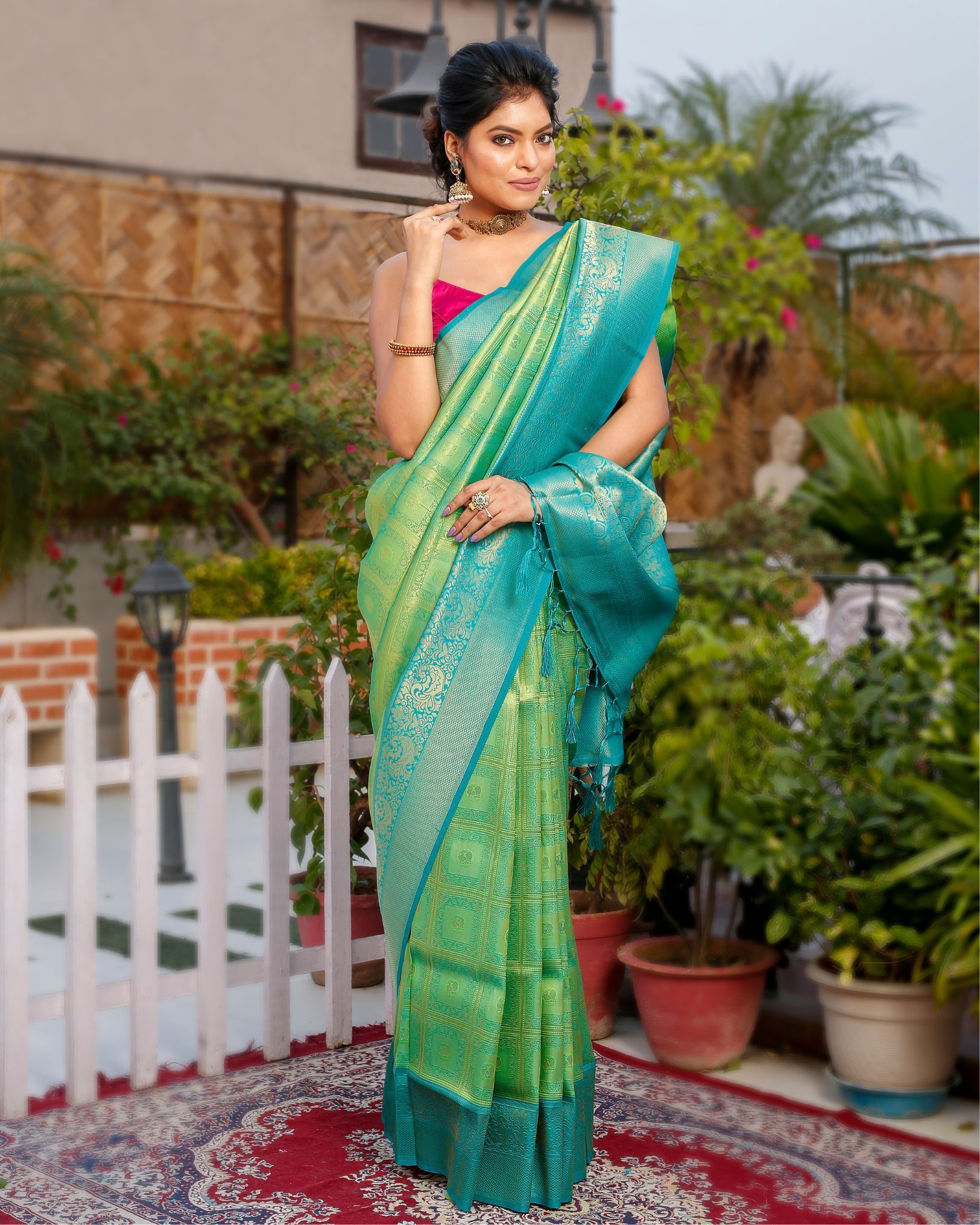 Kanjivaram Silk Saree Plae Green & Teal Blue Color with running blouse-8196