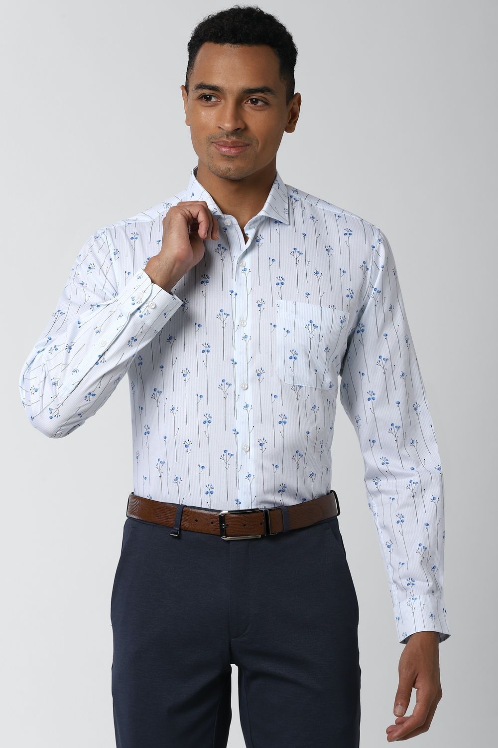 Men White Slim Fit Formal Full Sleeves Formal Shirt