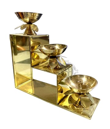 Brass Diya Oil Lamp for Puja Home Office Mandir Akhand Jyot Diya Deepak for Diwali Festival Gift Item Brass Diya Oil Lamp for Puja Home Office Mandir Akhand Jyot Diya Deepak for Diwali Festival Gift Item