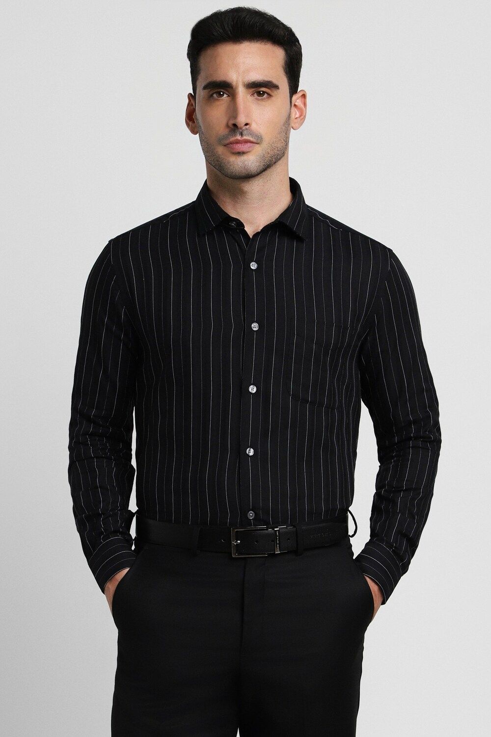 Men Black Slim Fit Formal Full Sleeves Formal Shirt