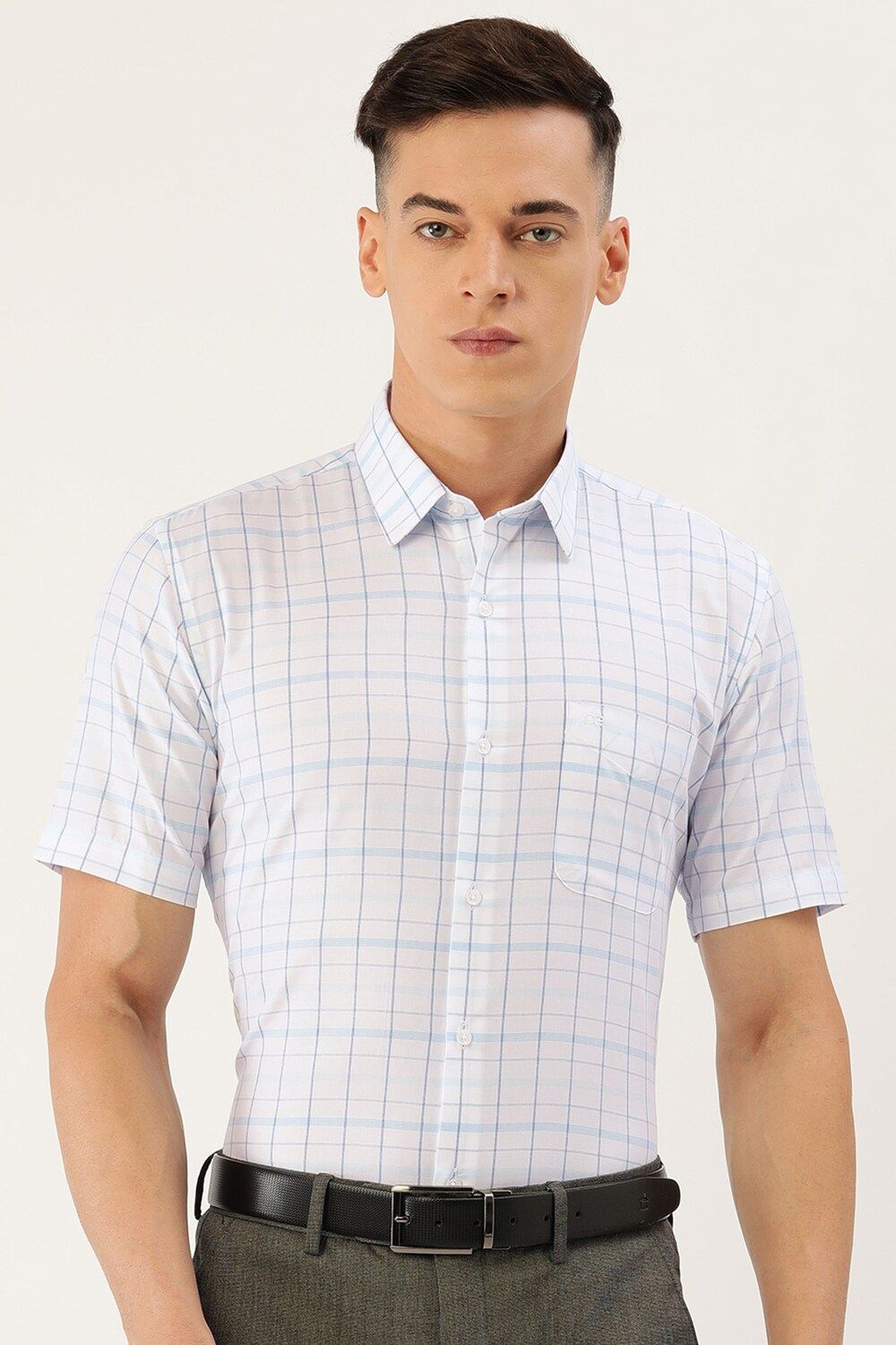 Men White Regular Fit Formal Half Sleeves Formal Shirt